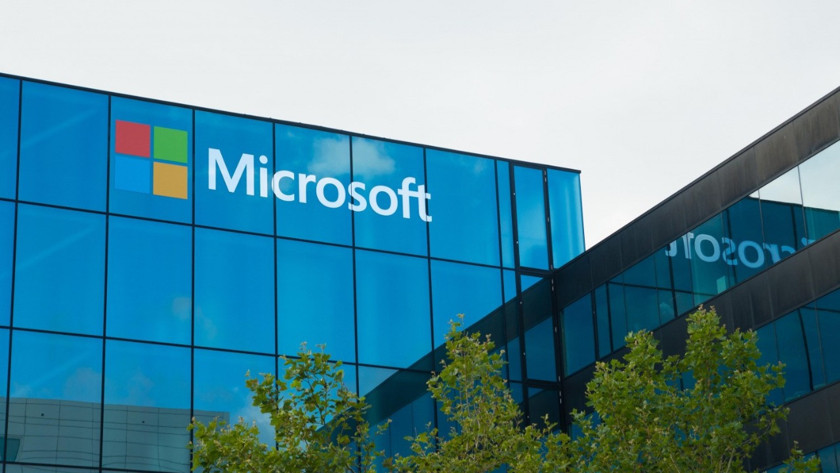 Microsoft'tan 2,5 milyar dolarlık AI yatırımı
